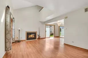 4007 193rd St, Country Club Hills, IL 60478 - Photo 3