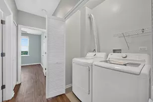 1700 Riverwoods Dr, Melrose Park, IL 60160 - Photo 25