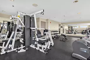 1700 Riverwoods Dr, Melrose Park, IL 60160 - Photo 33