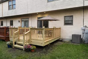 8810 W 84th Pl, Justice, IL 60458 - Photo 11