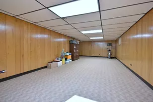 7821 Dorchester Ln, Darien, IL 60561 - Photo 51