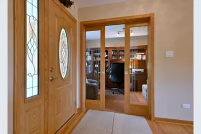 7821 Dorchester Lane, Darien, IL 60561 - Photo 5