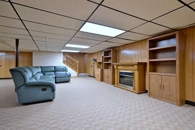 7821 Dorchester Lane, Darien, IL 60561 - Photo 45