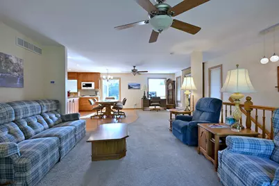 7821 Dorchester Lane, Darien, IL 60561 - Photo 11