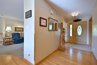 7821 Dorchester Lane, Darien, IL 60561 - Photo 25