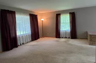 622 W Lincolnway Rd, Morrison, IL 61270 - Photo 3