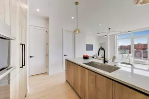 2456 W Cortez St, Chicago, IL 60622 - Photo 7