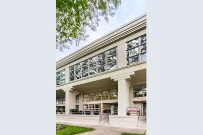 2252 N Lakewood Avenue, Chicago, IL 60614 - Photo 1