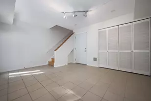 1540 N Greenview Ave, Chicago, IL 60642 - Photo 17