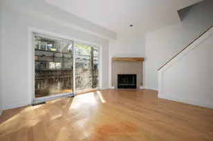 1540 N Greenview Ave, Chicago, IL 60642 - Photo 9