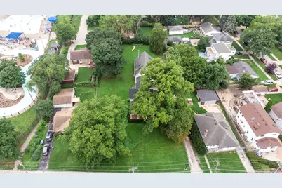 1961 Miner Street, Des Plaines, IL 60016 - Photo 27