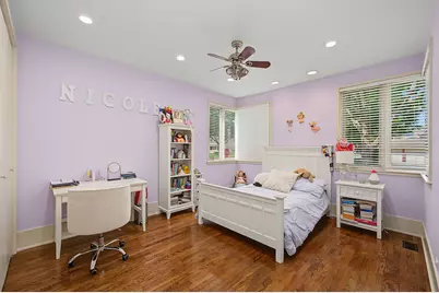 1915 S Washington Avenue, Park Ridge, IL 60068 - Photo 23