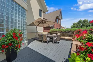 1915 S Washington Ave, Park Ridge, IL 60068 - Photo 9