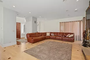 1915 S Washington Ave, Park Ridge, IL 60068 - Photo 17