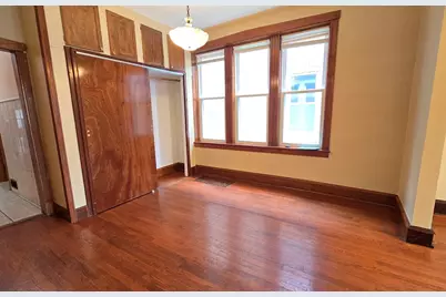 3337 N Springfield Avenue #1, Chicago, IL 60618 - Photo 3