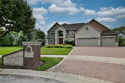 312 Felicia Court, Bloomingdale, IL 60108 - Photo 3