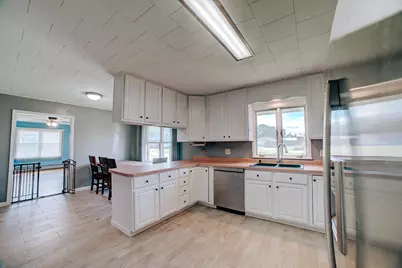 201 W Dorion Street, Beaverville, IL 60912 - Photo 7