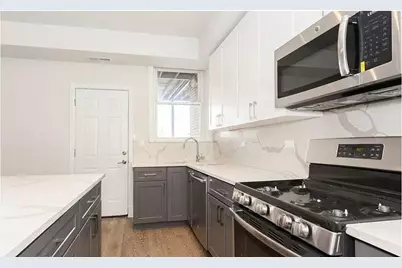2537 N California Avenue #2, Chicago, IL 60647 - Photo 3