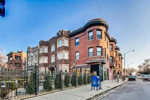 2537 N California Ave, Chicago, IL 60647 - Photo 1