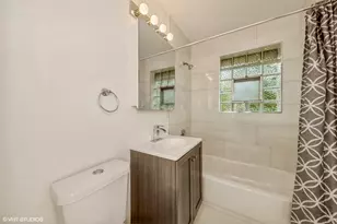 8050 N Prospect St, Niles, IL 60714 - Photo 11