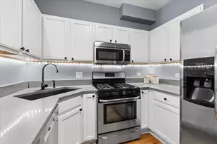 4307 N Troy St, Chicago, IL 60618 - Photo 11