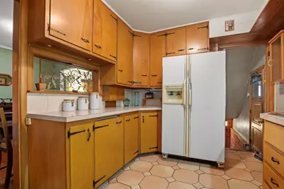 1721 Parkview Avenue, Rockford, IL 61107 - Photo 11