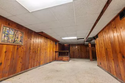 1721 Parkview Avenue, Rockford, IL 61107 - Photo 23