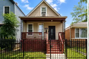 7042 S Elizabeth St, Chicago, IL 60636 - Photo 1