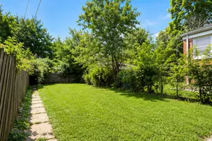 7042 S Elizabeth St, Chicago, IL 60636 - Photo 3