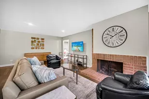 1066 Shermer Rd, Northbrook, IL 60062 - Photo 5
