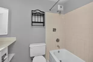 405 N Wabash Ave, Chicago, IL 60611 - Photo 9