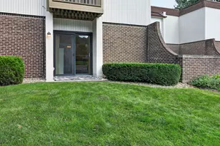 7353 Blackburn Ave, Downers Grove, IL 60516 - Photo 13