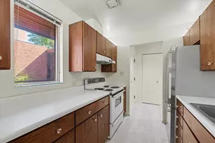 107 N Elm St, Champaign, IL 61820 - Photo 19