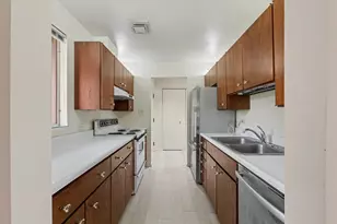 107 N Elm St, Champaign, IL 61820 - Photo 21