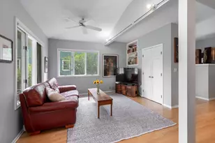 139 Washington Cir, Lake Forest, IL 60045 - Photo 13