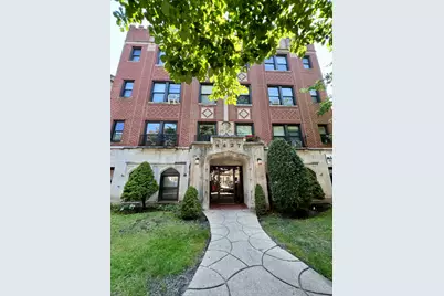 4427 N Seeley Avenue #212, Chicago, IL 60625 - Photo 13