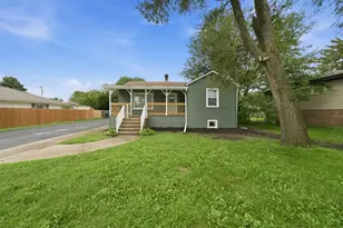 9839 Meade Ave, Oak Lawn, IL 60453 - Photo 1