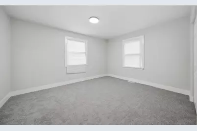 9839 Meade Avenue, Oak Lawn, IL 60453 - Photo 13