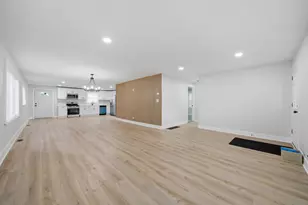 9839 Meade Ave, Oak Lawn, IL 60453 - Photo 7