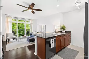 7753 Van Buren St, Forest Park, IL 60130 - Photo 5