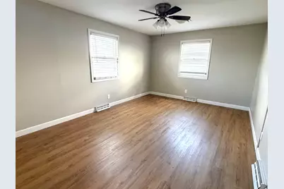 82 N 23rd Road, Peru, IL 61354 - Photo 23