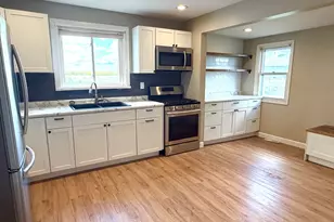82 N 23rd Rd, Peru, IL 61354 - Photo 11