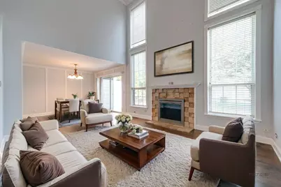 115 Meadowbrook Lane #115, Lake Bluff, IL 60044 - Photo 3