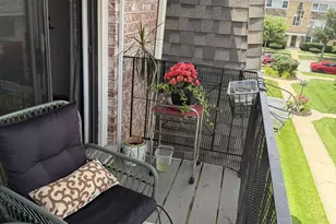 5321 N Delphia Ave, Chicago, IL 60656 - Photo 17