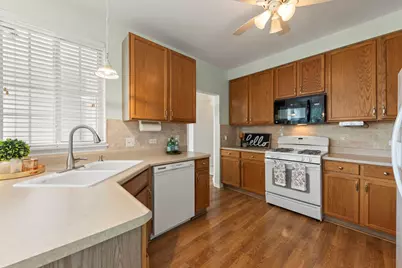 32601 Fowler Circle #32601, Warrenville, IL 60555 - Photo 13