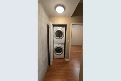 235 W Van Buren Street #1417, Chicago, IL 60607 - Photo 3