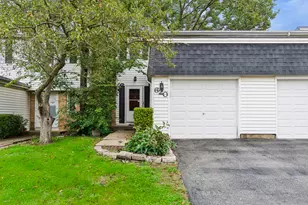 620 Olive Pl, Bolingbrook, IL 60440 - Photo 1