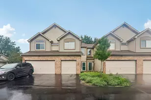 984 Park Hill Cir, Aurora, IL 60502 - Photo 1