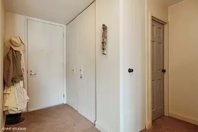 400 E Randolph Street #3504, Chicago, IL 60601 - Photo 9