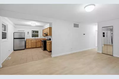 136 Well Street, Park Forest, IL 60466 - Photo 5